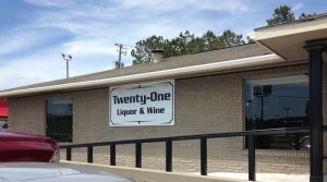 Read more about the article Wiggins Has Its First Liquor Store
